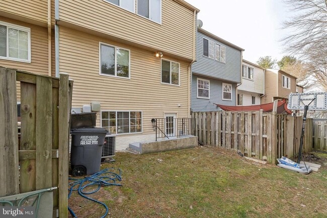 Building Photo - 3380 Longbow Ct