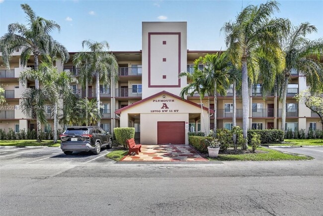 Building Photo - 13700 SW 11th St