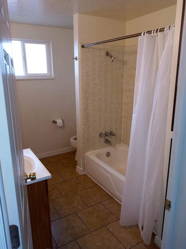 Building Photo - Roy 4-plex 1958