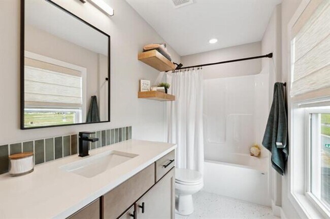 Building Photo - Brand New & Move-In Ready!