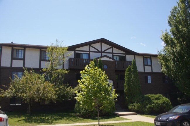Building Photo - 1617 Kenilworth Ct