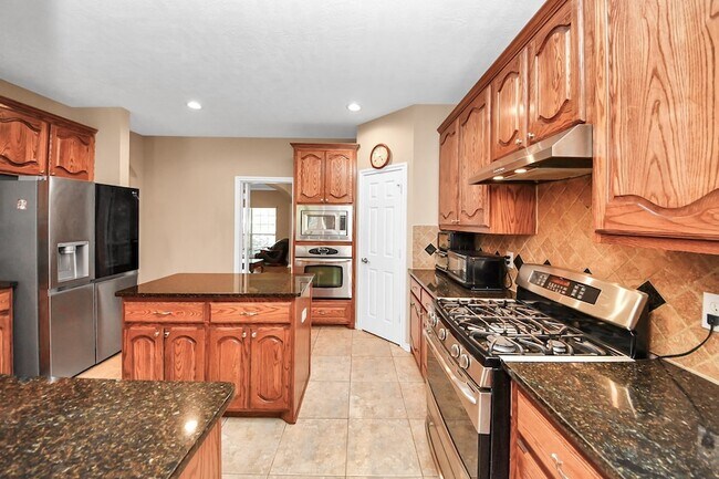 Building Photo - 706 River Delta Ln
