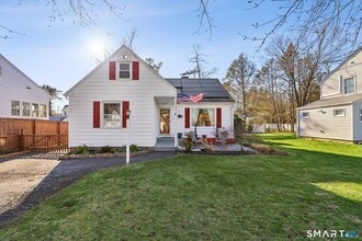 Building Photo - 27 Melrose Ave