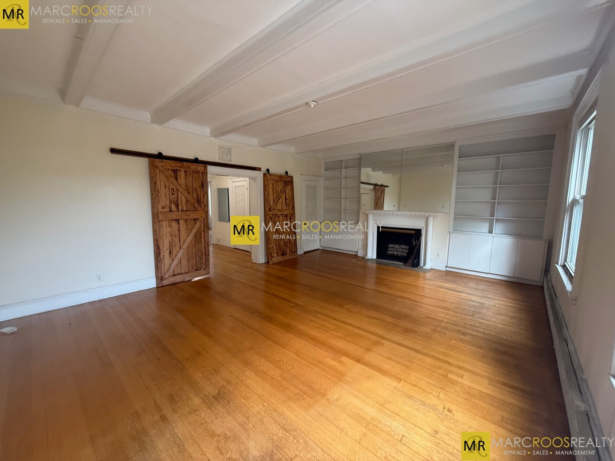 Building Photo - 1805 Beacon St