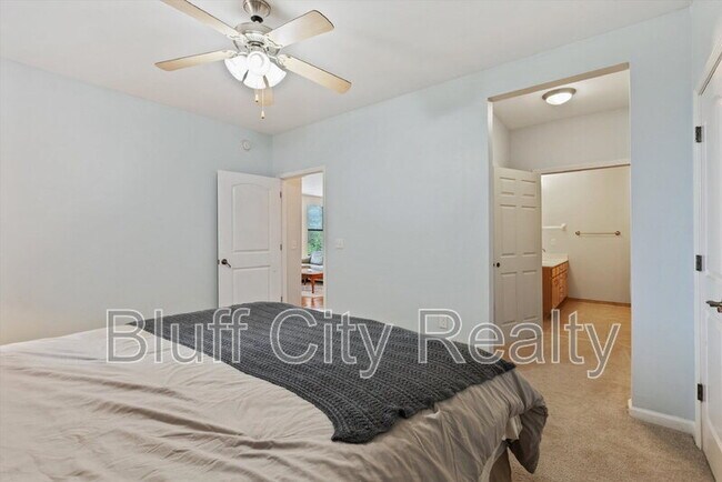 Building Photo - 730 Litty Ct
