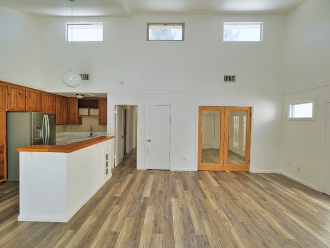 Building Photo - 1937 Gauguin Pl