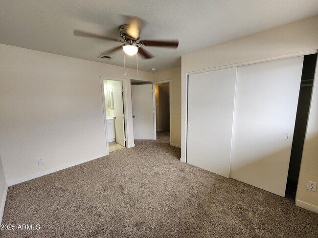 Building Photo - 4569 S Mill Ave
