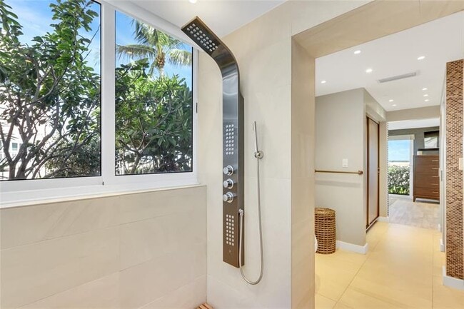 Building Photo - 1956 S Ocean Ln