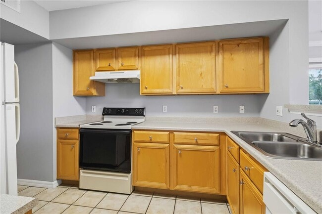 Building Photo - 3005 Chianti Ct