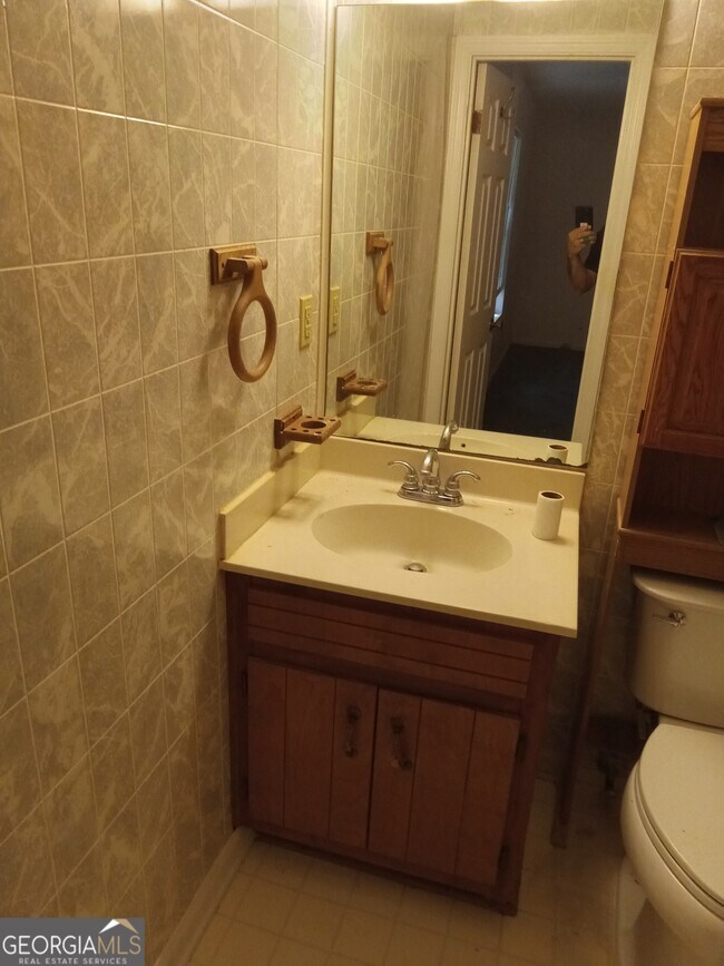 Building Photo - 969 Redan Trail
