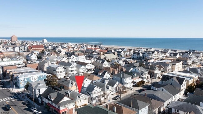 Building Photo - 3 S Richards Ave