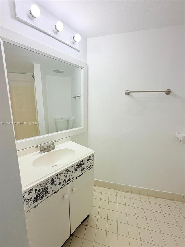 Building Photo - 6995 NW 186th St