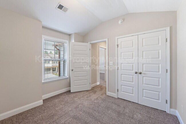 Building Photo - 1117 Jolly Ln