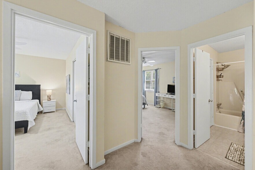 Building Photo - 1263 Marshview Dr