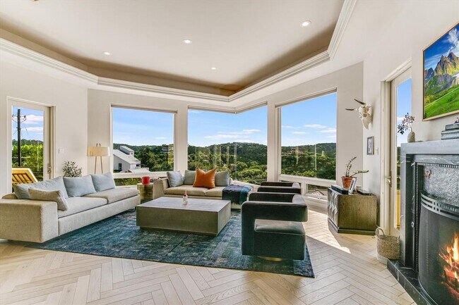 Building Photo - 5304 Scenic View Dr