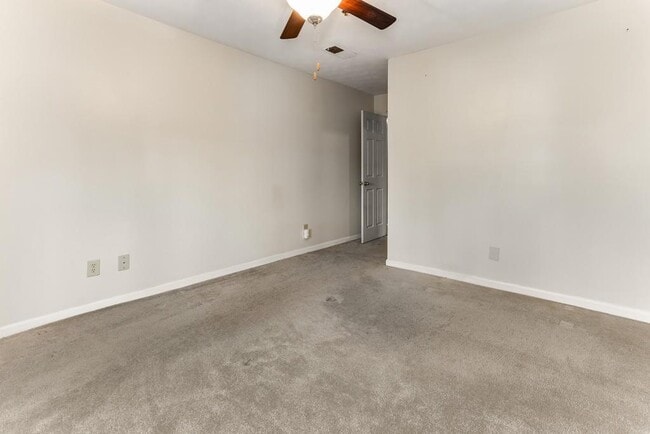 Building Photo - 970 Sidney Marcus Blvd NE
