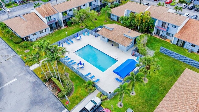 Building Photo - 1662 N 14th Terrace