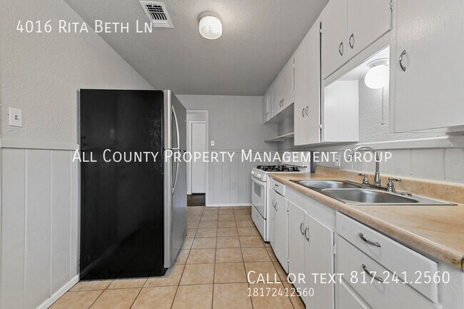 Building Photo - 4016 Rita Beth St