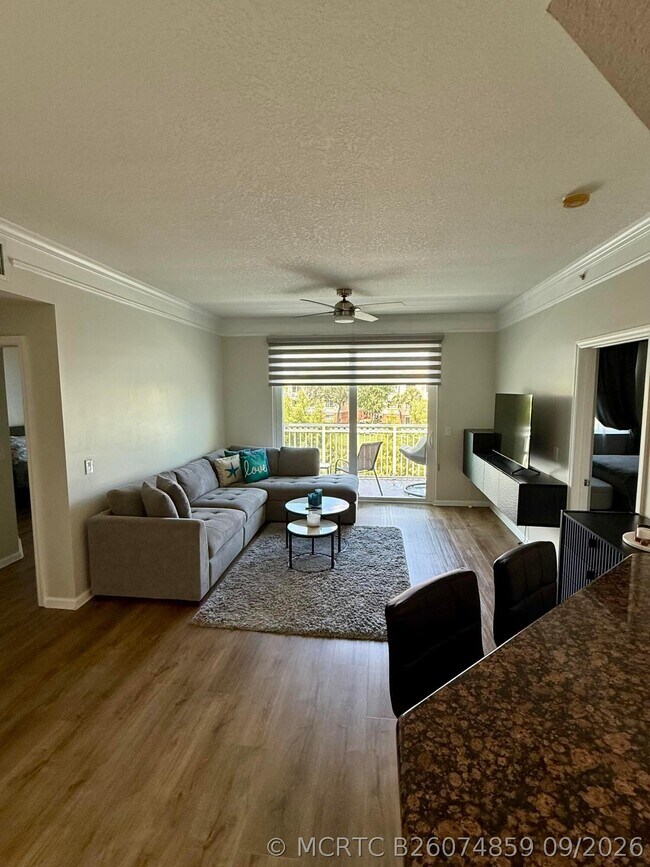Building Photo - 10304 Myrtlewood Cir W
