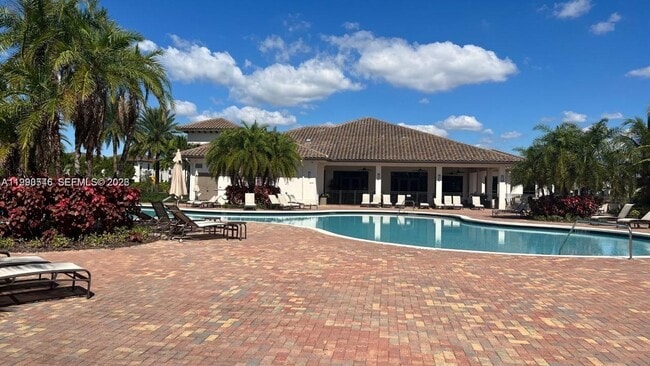 Building Photo - 3570 W 92nd Pl