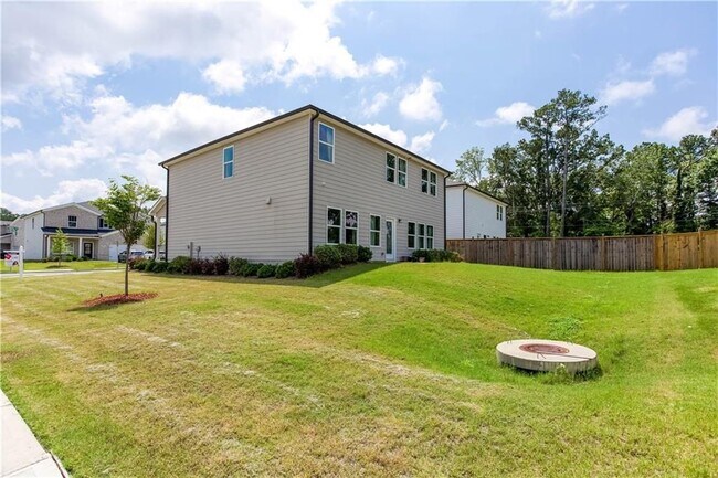 Building Photo - 607 Runnel Dr