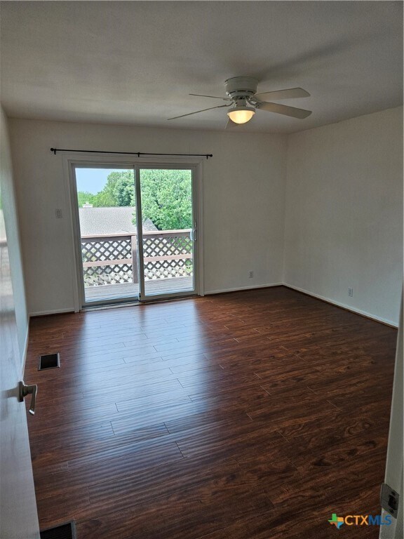 Building Photo - 3901 Chisholm Trail