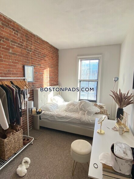 Building Photo - 23 Cortes St