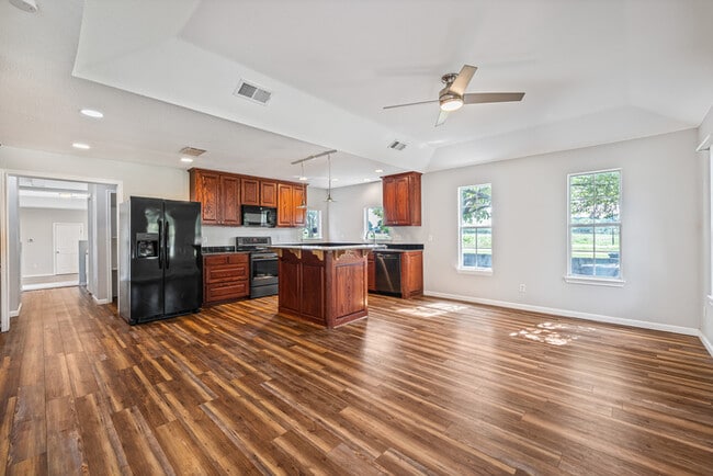 Building Photo - 2930 FM971