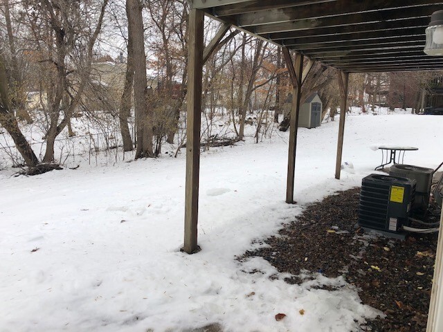 backyard with patio and plenty of space - 6224 Magnolia Ln N