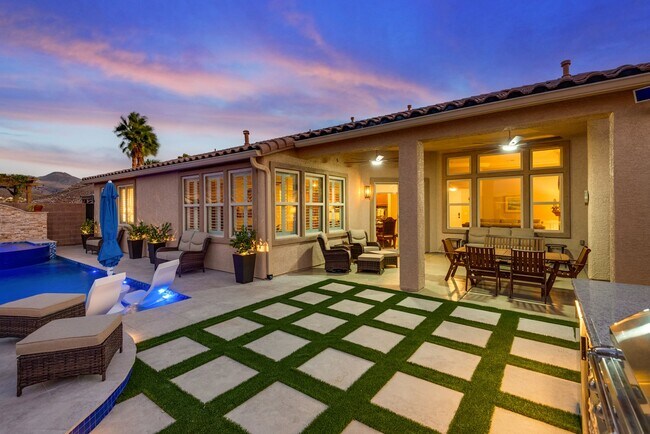 Building Photo - MacDonald Ranch Dream Home with Resort Sty...