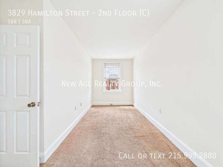 Building Photo - 3829 Hamilton St