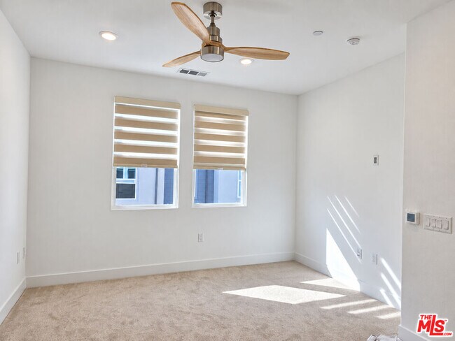 Building Photo - 1780 Lychee St