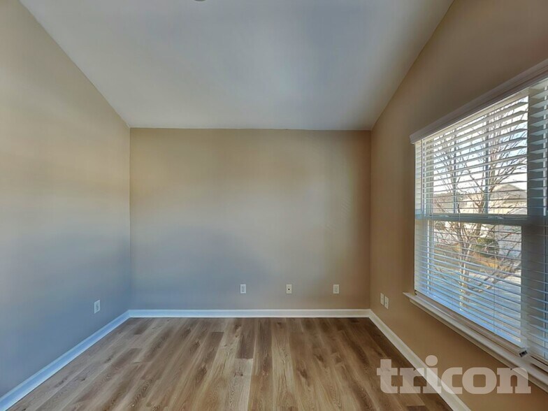 Building Photo - 287 Highland Falls Blvd