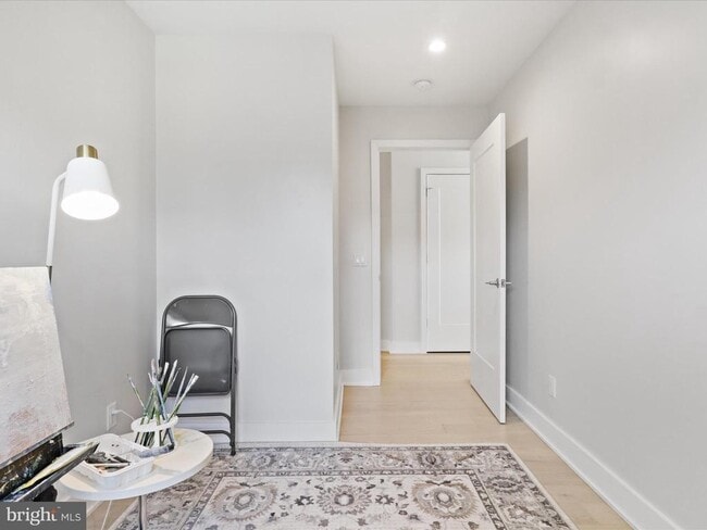 Building Photo - 1701 16th St N