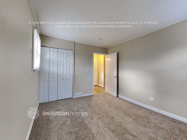 Building Photo - 3202 Pheasant Dr