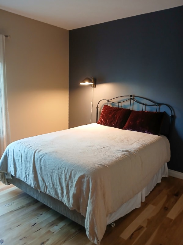 Building Photo - 1430 Forest St