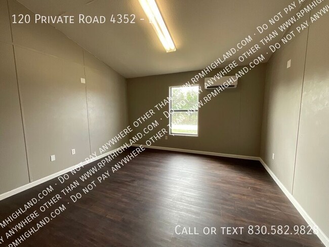 Building Photo - **MOVE IN SPECIAL- $99 FIRST MONTH RENT**B...