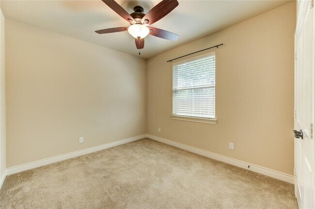 Building Photo - 23911 Milazzo Dr