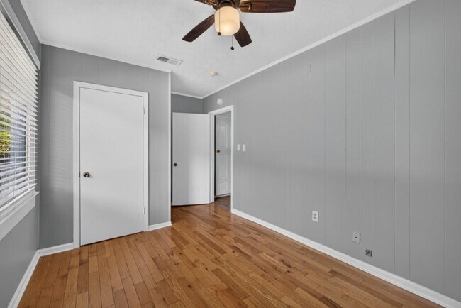 Building Photo - 4905 Annistown Rd