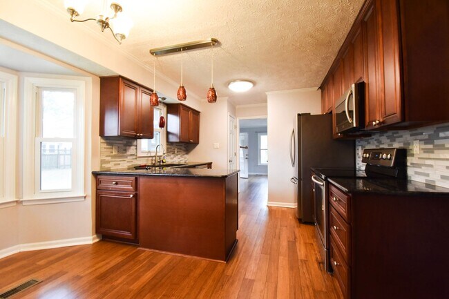 Building Photo - Coming Soon!! 3 Bedroom 2.5 Bathroom : Dogs Okay