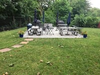 Building Photo - 152 N Broadway