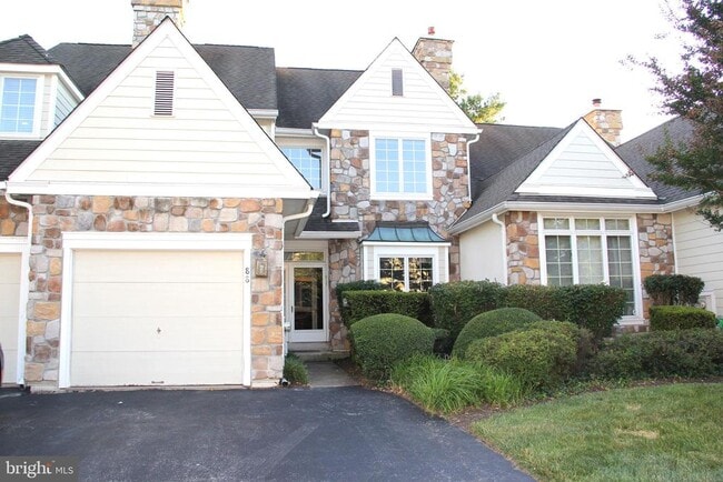 Primary Photo - 88 Highpoint Dr