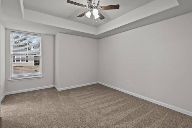 Building Photo - Stylish 3-Bedroom Condo in Virginia Beach.