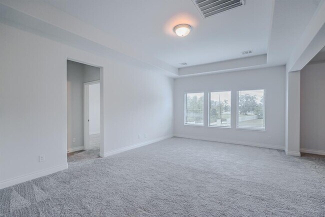Building Photo - 17010 Harper's Way