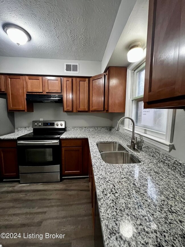 Building Photo - 11409 Deham Dr