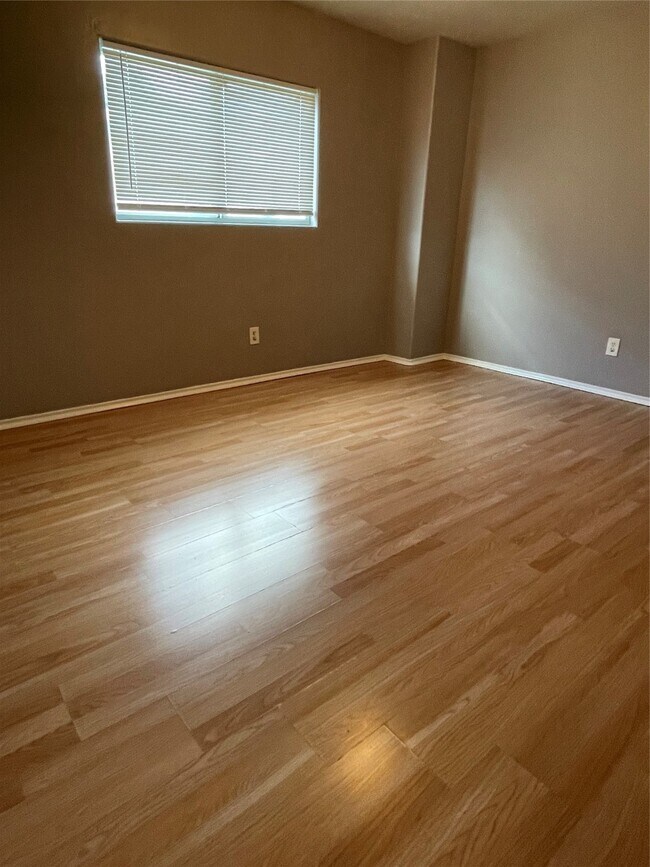Building Photo - 16822 Perryton Ln