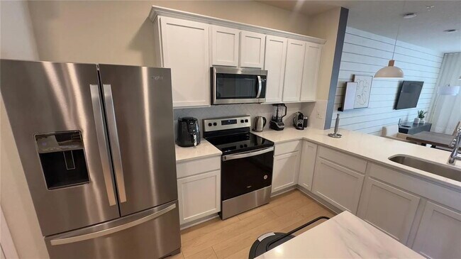 Building Photo - Luxury furnished 3-Bed in Winter Park