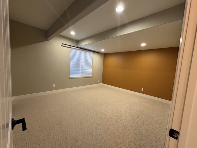 Building Photo - 8436 Briar Brush Ln