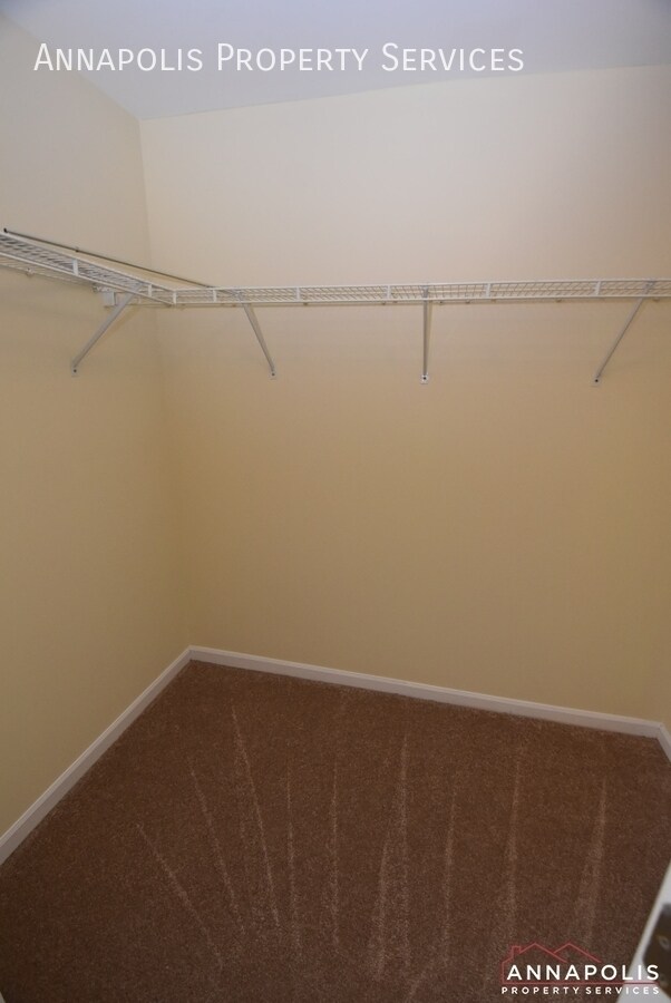 Building Photo - 3759 Glebe Meadow Way