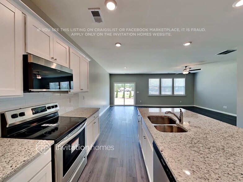 Building Photo - 139 Webster Cir